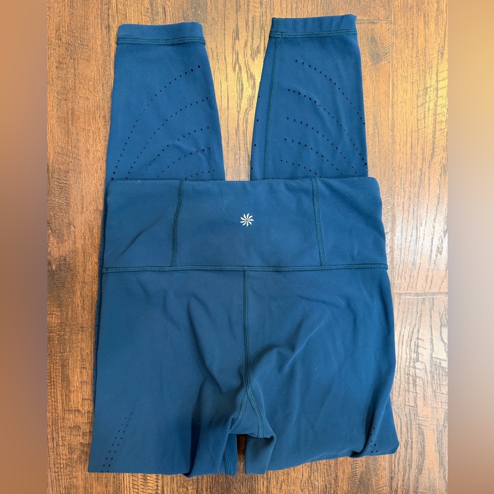 Athleta Elation Laser Cut 7/8 Tight Leggings